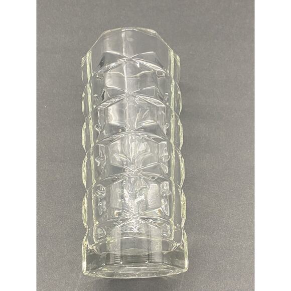 Vintage 70’s Luminarc Crystal Square Vase Made in France 7" Tall - Picture 8 of 9